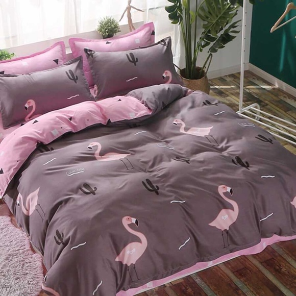 Other - IN STOCK  Flamingo Bedding Set
